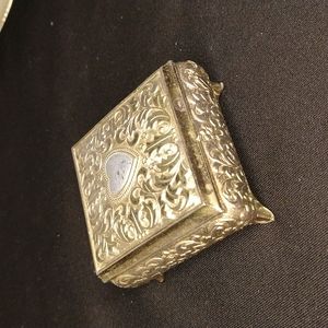 Metal Jewelry/ trinket box